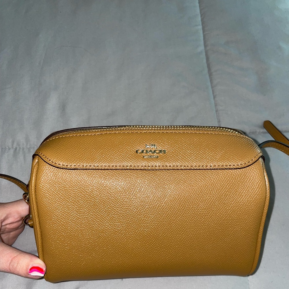 Authentic Coach crossbody. Tan